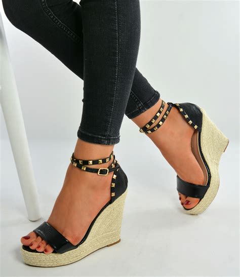 beautiful wedge heels.